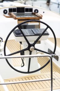 Linjett 39 with Jefa pedestal